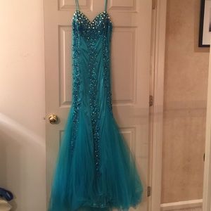 🎉SALE🎉Mermaid style prom dress.