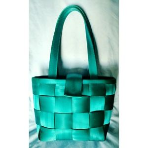 Harvey's Medium Tote in Turquoise