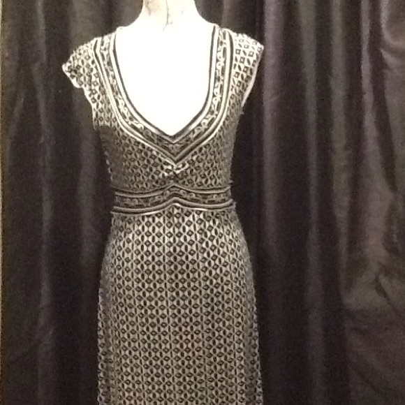 MAX STUDIO DRESS - Picture 2 of 4