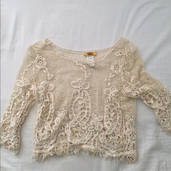 Mesh Crochet Pullover - Picture 1 of 2