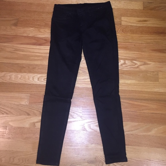 Black skinny jeans
