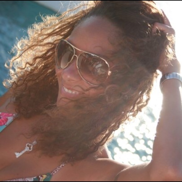 "House of Rachel"💋 - Picture 2 of 4