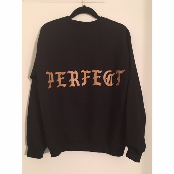 PABLO - Detroit / Perfect Black Crewneck