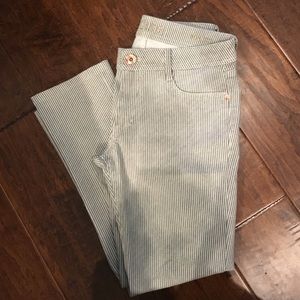 DL1961 gray striped cropped jeans