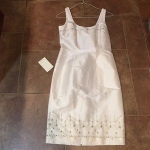 Ann Taylor White Dress size 4.