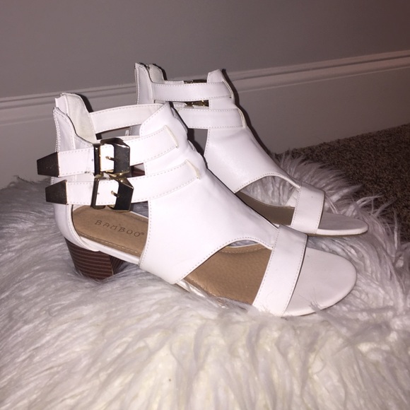 White heels - Picture 1 of 2