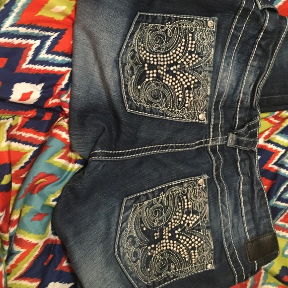 Jeans - Picture 2 of 2