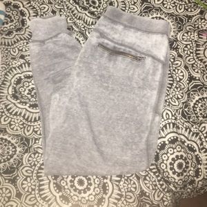 LA hearts baggy joggers !