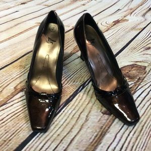 LIFE STRIDE CLASSY BROWN PUMPS/SHOES LIFE STRIDE CLASSY BROWN PUMPS/SHOES