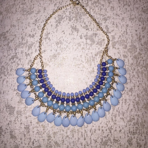 Statement necklace
