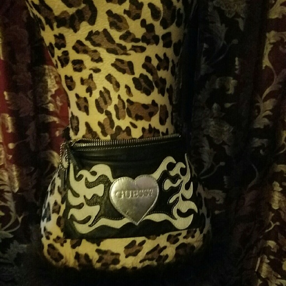 Guess fanny pack