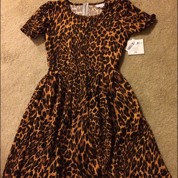 Brand New With Tags Lularoe Cheetah Amelia M