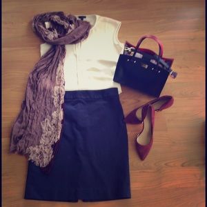 Banana Republic pencil Skirt, Navy