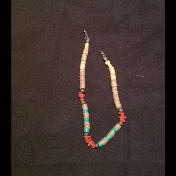 VINTAGE NATIVE AMERICAN NECKLACE