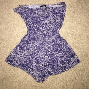 Strapless blue and white romper