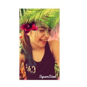 Meet your Posher, Halie