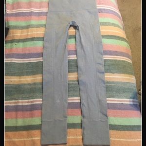 ❇️Lululemon Pants light grey 4