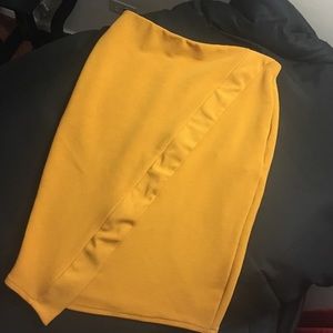 Zara Midi Mustard Skirt