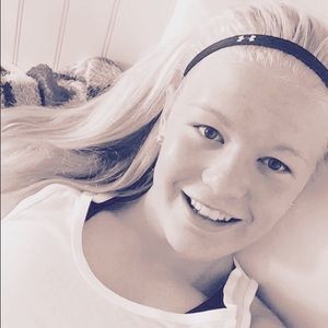 Meet your Posher, Charlotte