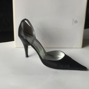 Anne Klein ankle strap pump