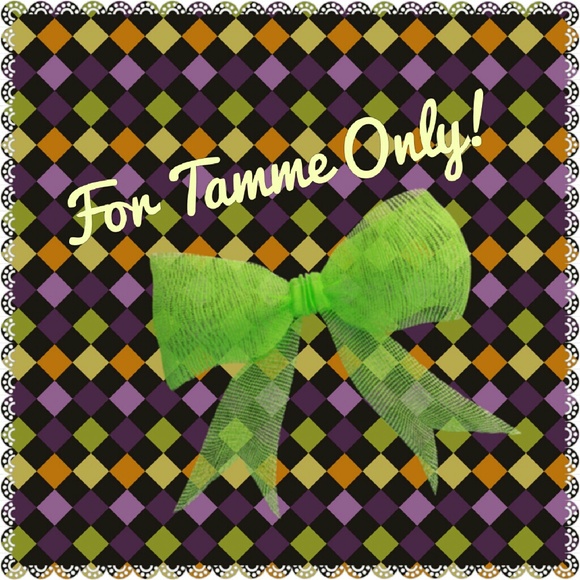 Trade for VS Wallet, Socks,Throw, D&G Fram