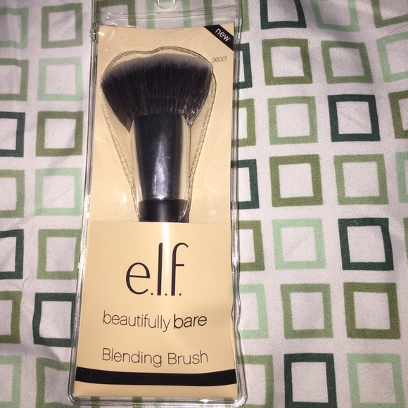 Blending brush e.l.f