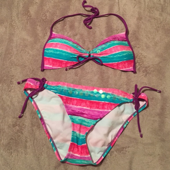 Arizona bathing suit.Top large, bottoms XL