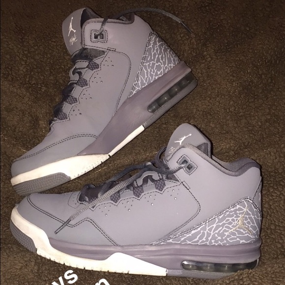 Boys Jordan's