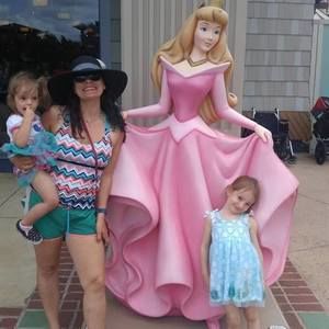 Meet your Posher, Corrina