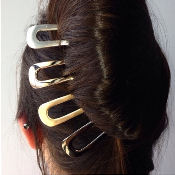 Silver Cast Metal Hairpin - Picture 2 of 8