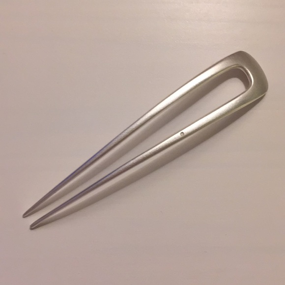 Silver Cast Metal Hairpin - Picture 7 of 8