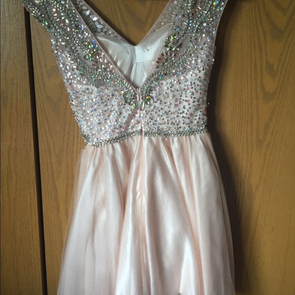 Dress - Picture 2 of 4