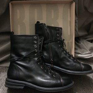 BCBG - BG Emilio black leather combat boots