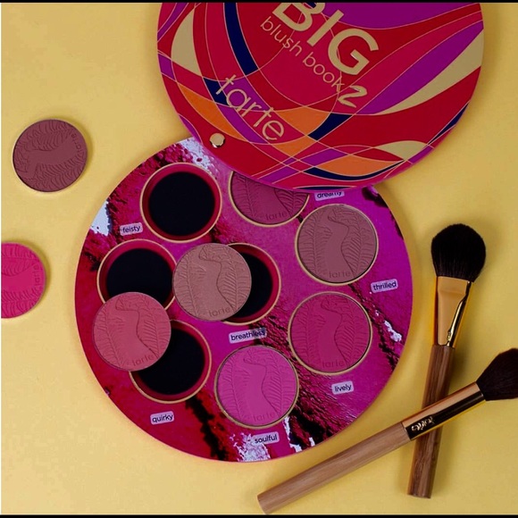 🎉SOLD 🎉Tarte Big Blush Book 2