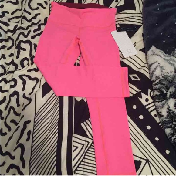 Lululemon Wunder Under Crop III (reversible)