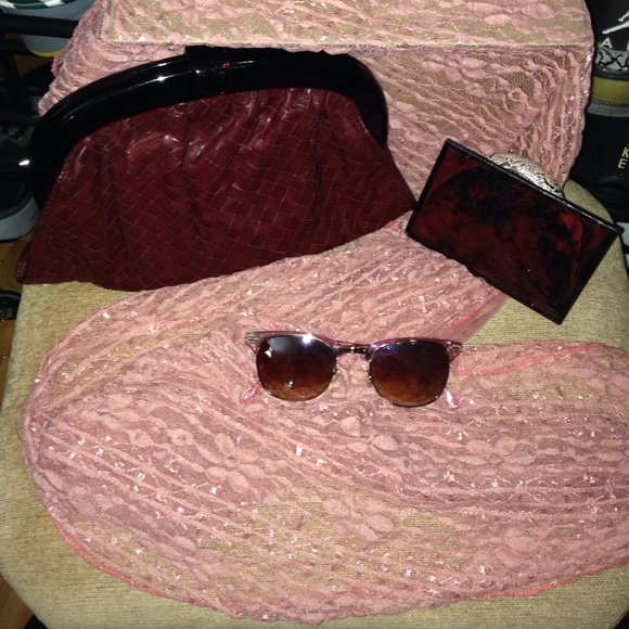 🎁Vintage Bottega Veneta Limited edition clutch