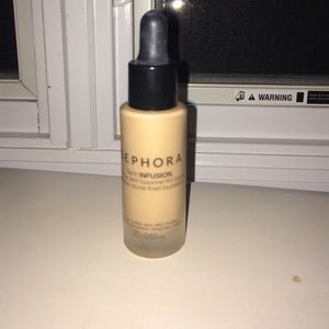 Sephora liquid foundation in shade 16 (linen)