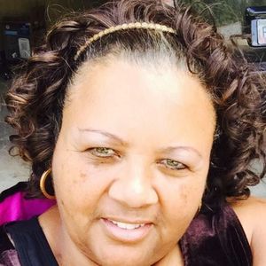 Meet your Posher, Cynthia