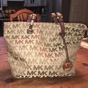 Classic MK bag. Authentic.