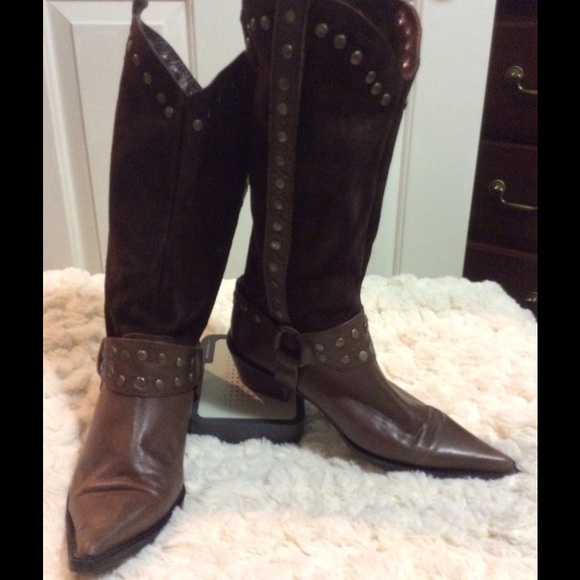 Brown cowboy leather boots - Picture 1 of 2