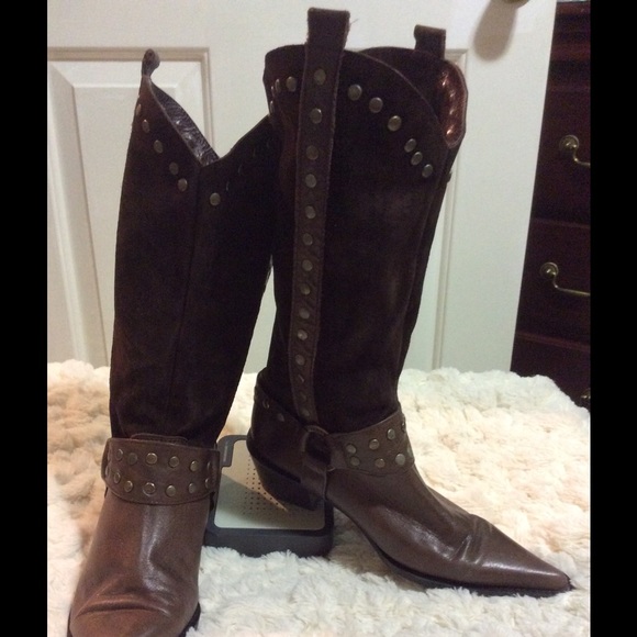 Brown cowboy leather boots - Picture 2 of 2