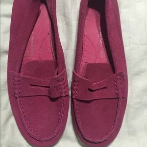 GAP loafers. Size 7.