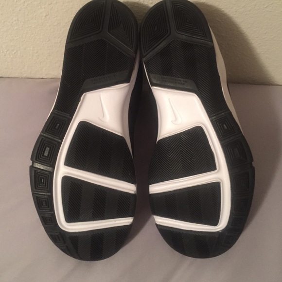 Brand new nike airmax stutter step 2 WANT TO TRADE - Picture 3 of 4