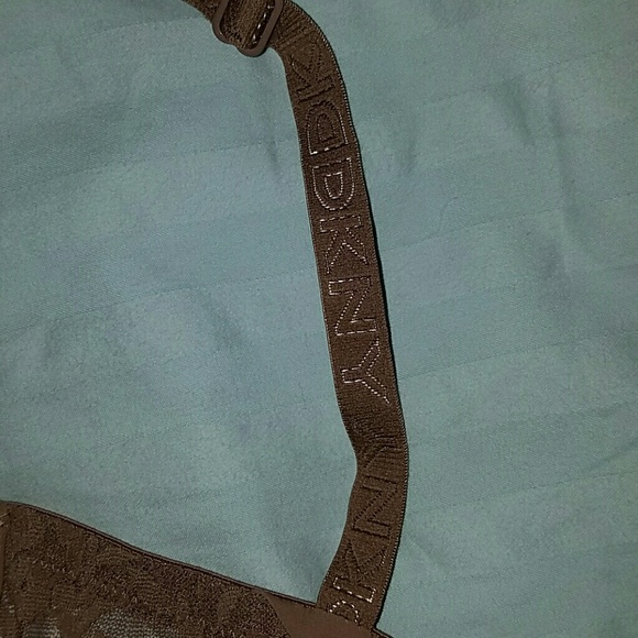 BNWOT DKNY Mocha/Brown 30DD Bra - Picture 2 of 4