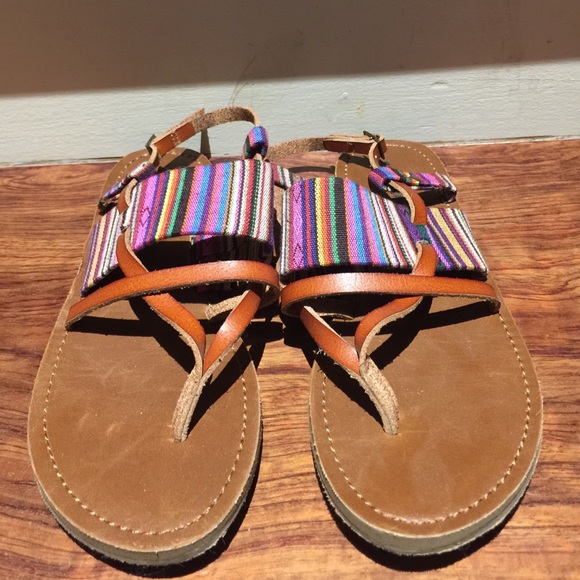Multicolored sandals