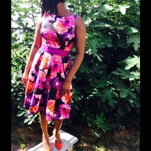 Floral midi full skirt dress