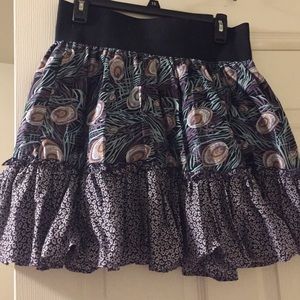 NWOT Ruffled skirt
