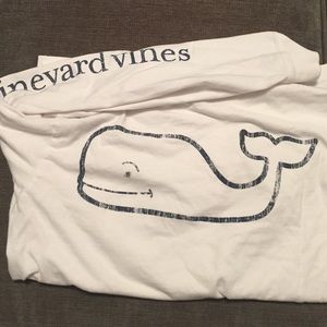 Vineyard vines Lon sleeve!