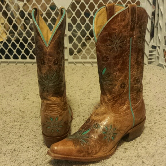 Shyanne Daisy Maes western boots - Picture 4 of 4