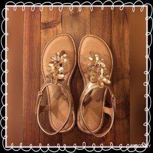 b.o.c. Gold Floral Thong Sandal